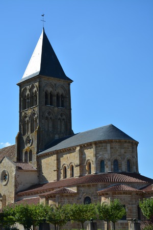 saint Menoux
